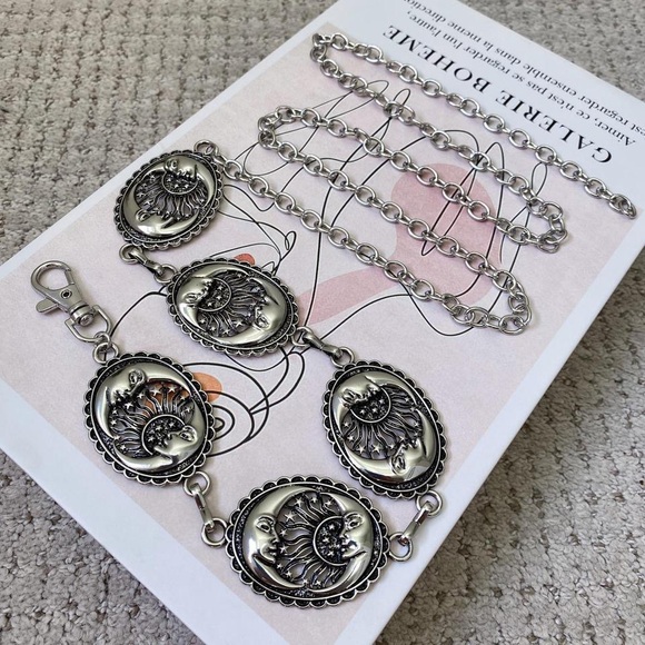 ☀️ Gothic Sun Moon Stars Celestial Cosmic Punk Metal Body Chain Belt - Picture 2 of 5